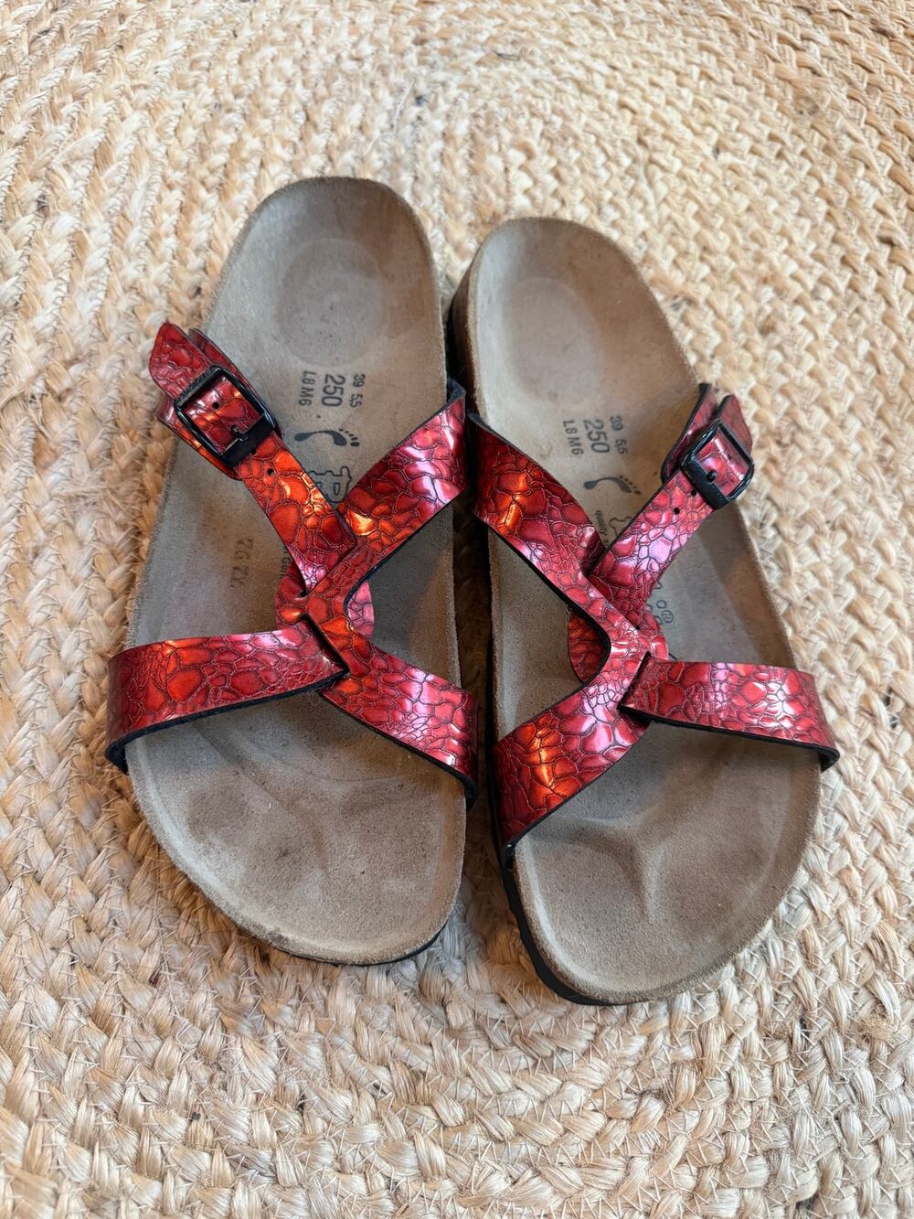 Birkenstock Sylt Sandals – Metallic Red Snake Size EU 39 / US W 8-8.5 Narrow